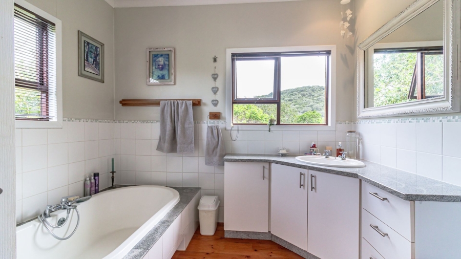 4 Bedroom Property for Sale in Dorchester Heights Eastern Cape